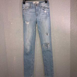 Distressed Straight Leg Jeans